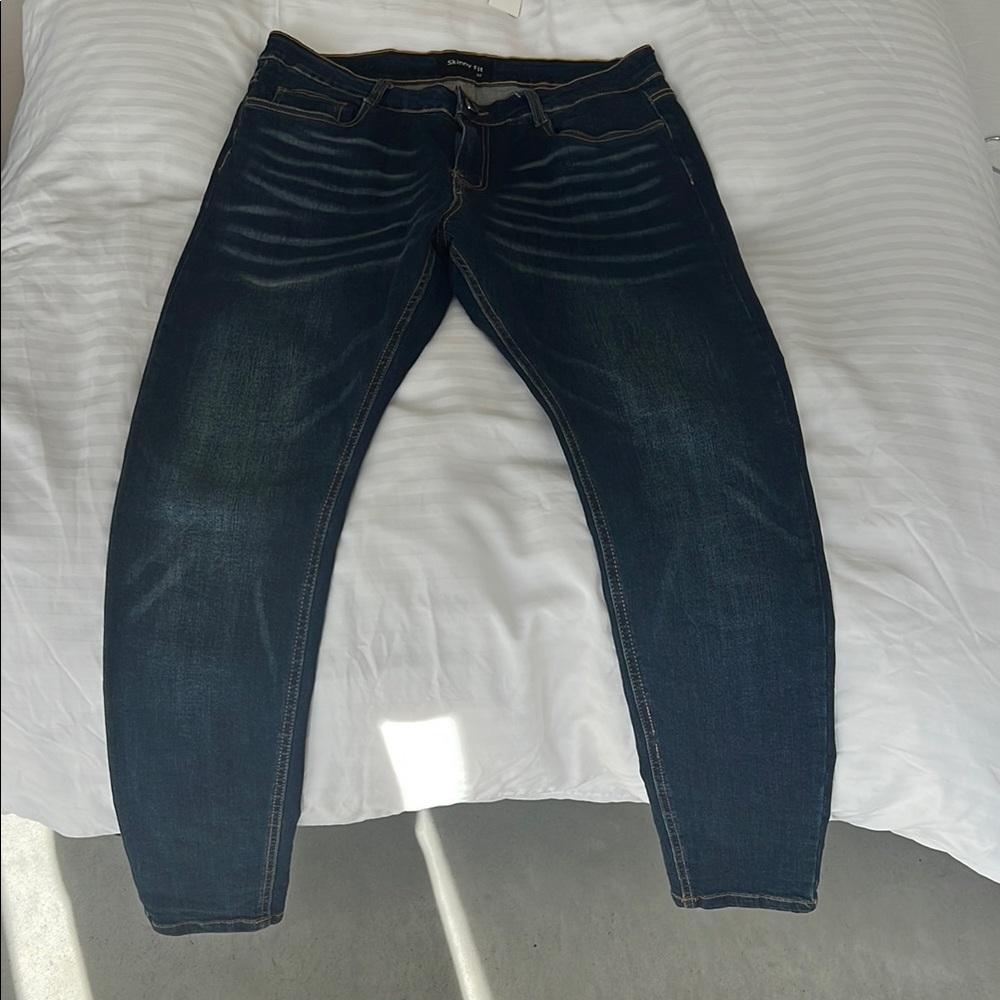 Modern Blue Skinny Jeans with Stretch Fit